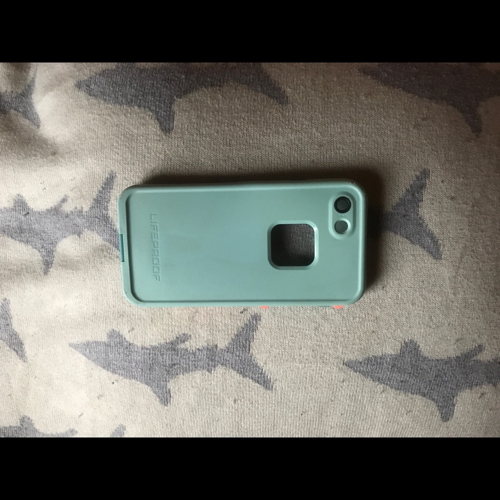Life proof iPhone 7 case